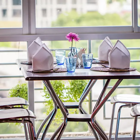 I Residence Hotel Sathorn