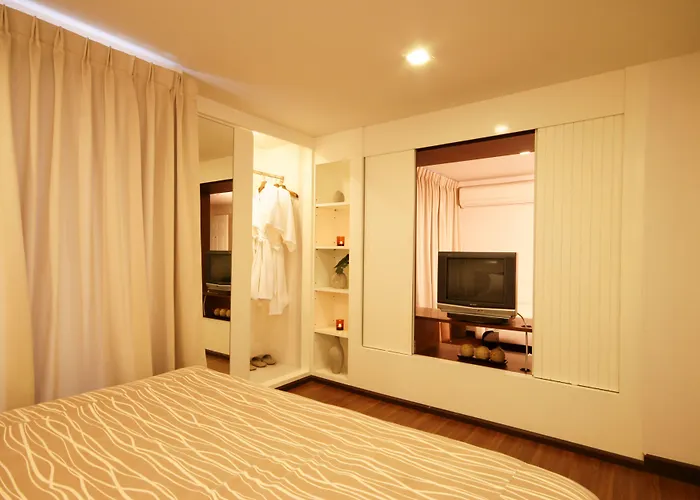 I Sathorn Hotel