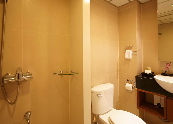 I Sathorn Hotel 3*