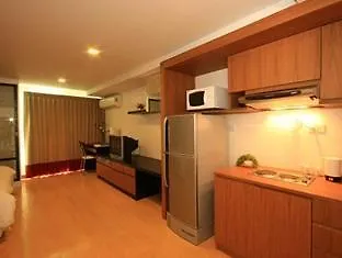 I Sathorn Hotel 3*